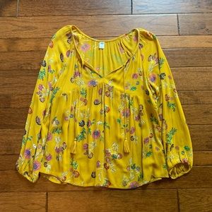 Old Navy Yellow Floral V-Neck Tassel Blouse Size Small